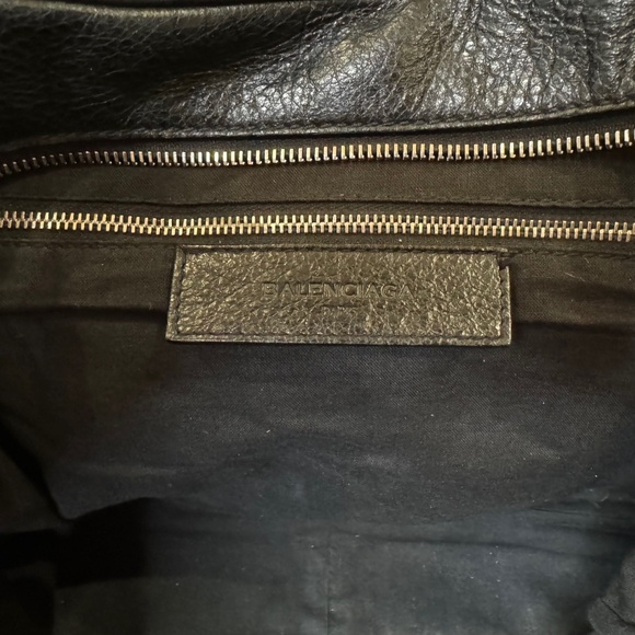 BALENCIAGA BLACK LAMBSKIN LEATHER - UNISEX WORK BAG - Picture 10 of 16